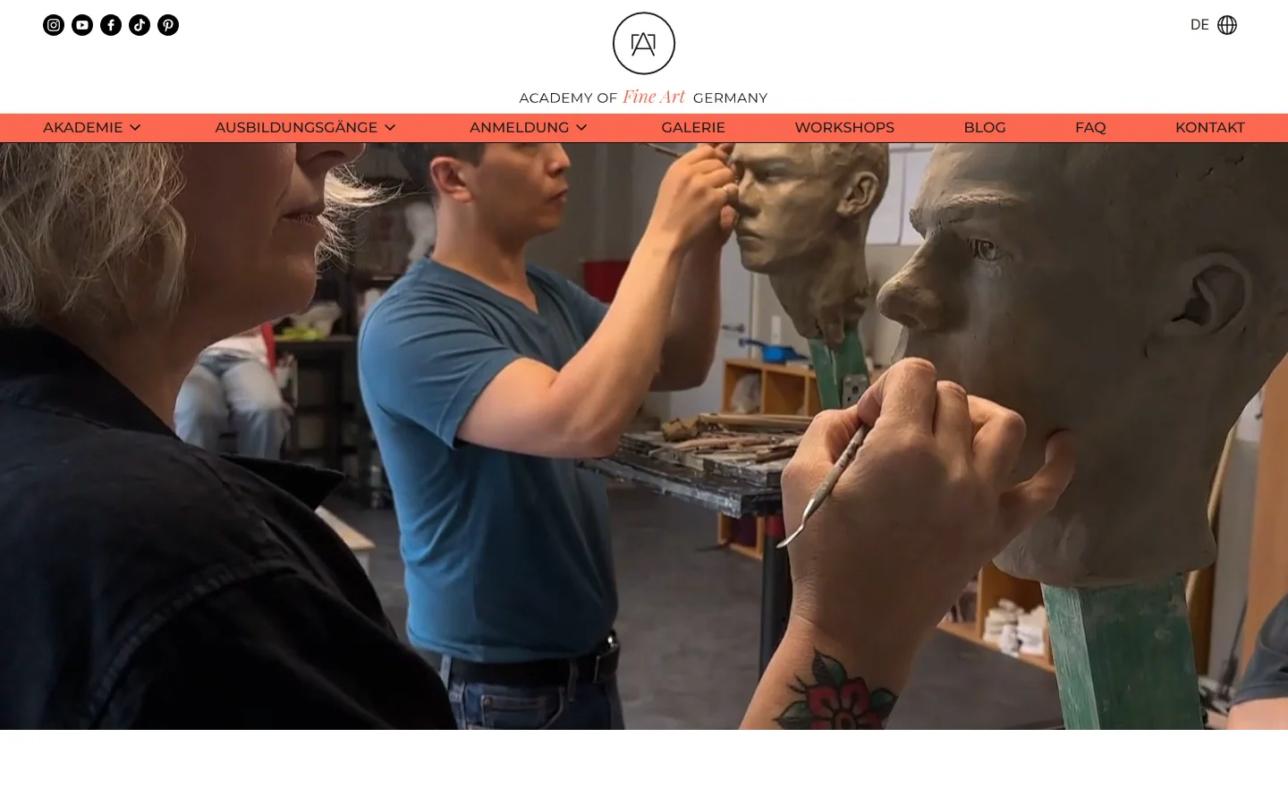 Screenshot of Academy of Fine Art
